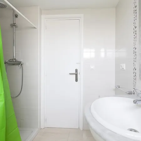 Apartamento Rosa דירה *